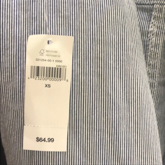 🆕 GAP Railroad Stripe Utility Jacket
Size XS 
Blue & White Stripes - Picture 5 of 6